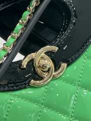 Chanel 31 bag in Green 22x23x5.5cm - 6