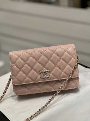 Chanel small Woc 23s in pink 19x3x12cm