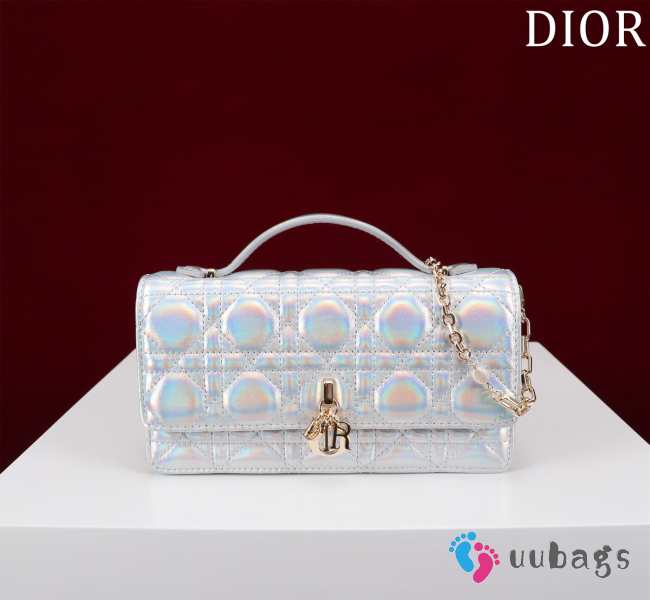 Lady Dior Pearl Hand Messenger Bag 21x11.5x4.5cm - 1