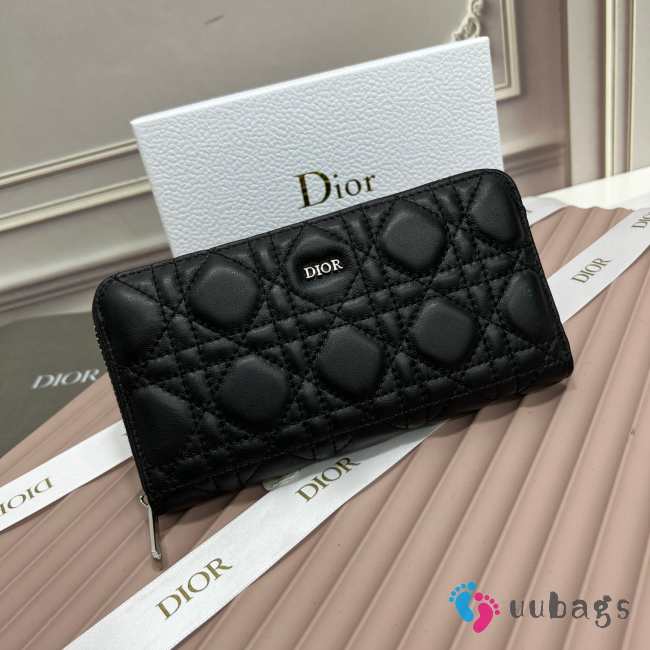 Dior 666112 Small Wallet in black 19x10x2.5cm - 1