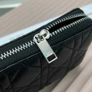 Dior 666112 Small Wallet in black 19x10x2.5cm - 4