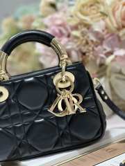 Dior lady small bag with gold hardware in black 19x13x8cm - 2