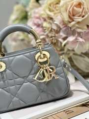 Dior Lady Small bag with gold hardware in gray 19x13x8cm - 4