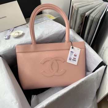 Chanel medallion tote in peach 30x21x8cm