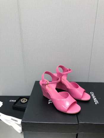 Chanel Sandal 9cm in pink with shiny leather 