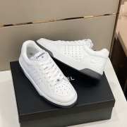 Chanel sneaker in white - 4