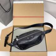 Balenciaga Bumbag 59123171 in black 31x16x5cm - 1