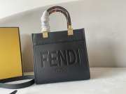 Fendi Small Roma tote bag in black 25.5x22.5x12cm - 1