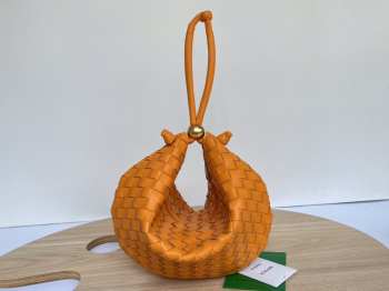 Bottega Veneta Turn Pouch in Orange 40x3x24cm