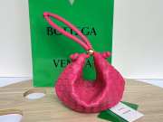 Bottega Veneta Turn Pouch in Pink 29x3x19cm - 1