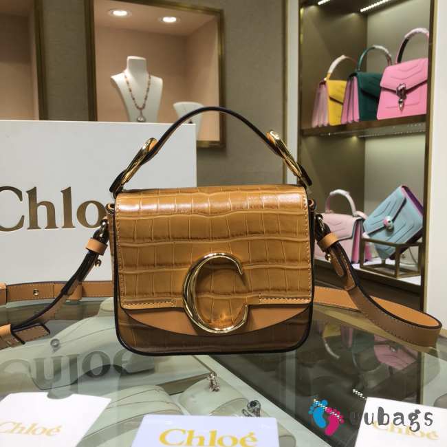 Chloe Logo C in brown 16.5x14x5cm - 1