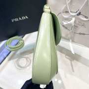 Prada Cleo Axillarybag green 24cm - 6