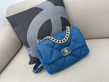 Chanel 19 Maxi Flap Bag in Blue 30cm