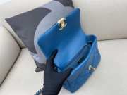 Chanel 19 Maxi Flap Bag in Blue 30cm - 6