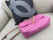 Chanel 19 Maxi Flap Bag in Pink 30cm - 5