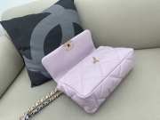 Chanel 19 Maxi Flap Bag in Light Purple 30cm - 4