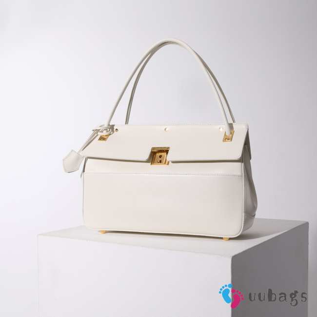 Dior Parisienne in white 30x21x8.5cm - 1