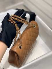 Chanel flap bag with gold hardware in brown 23cm - 4