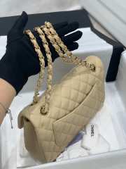 Chanel Flap bag with gold hardware in beige 23cm - 4