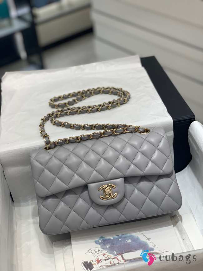 Chanel Flap bag with silver hardware in gray 23cm - 1