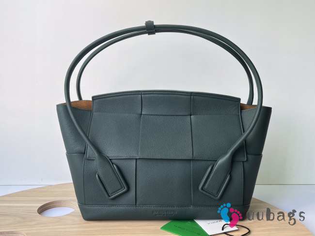 Bottega Veneta dark green Arco Bag In Calf 32x28x12cm - 1