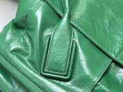 Bottega Veneta green Arco Bag 56x15x34cm - 2