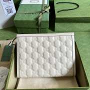 Gucci Matelassé Leather Pouch In White 10x7.5x2cm - 3