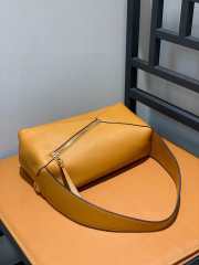 Loewe Puzzle Hobo In Brown 29x12x10cm - 4