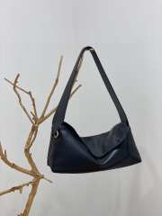 Loewe Puzzle Hobo Black 29x12x10cm - 3