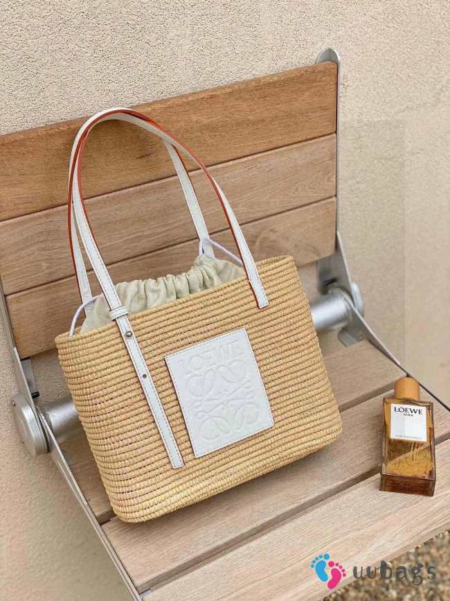 Loewe Shigra Basket In Beige 26x22x10cm - 1