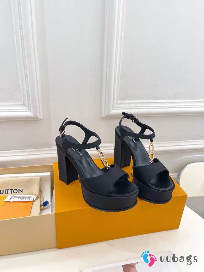 Louis Vuitton high-heeled sandals in black 11cm  - 1