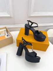 Louis Vuitton high-heeled sandals in black 11cm  - 2