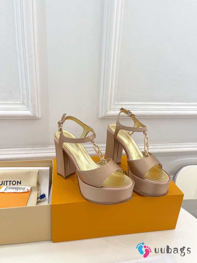 Louis Vuitton high-heeled sandals in coppery pink 11cm - 1