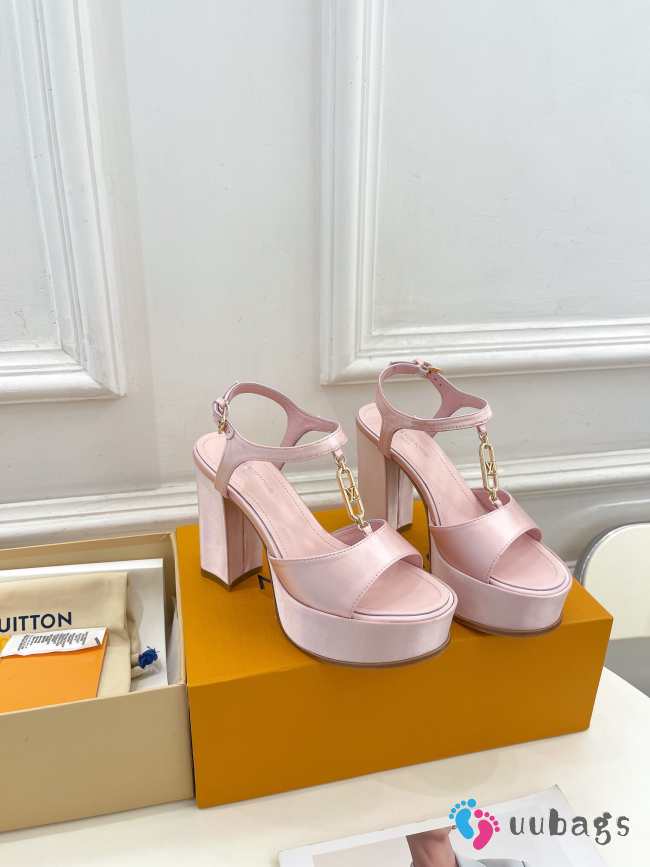 Louis Vuitton high-heeled sandals in light pink 11cm - 1