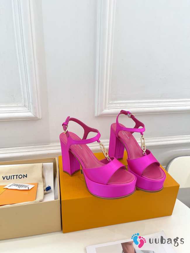 Louis Vuitton high-heeled sandals in pink 11cm - 1