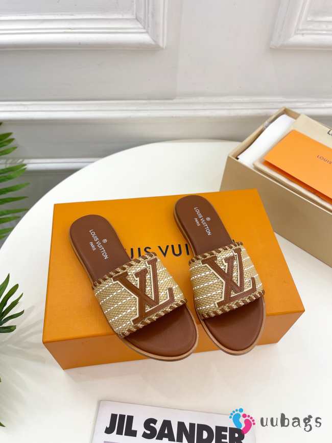 Louis Vuitton Slippers In Brown - 1