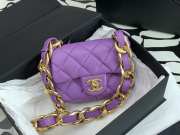 Chanel flap bag with gold hardware in purple 17cm - 6