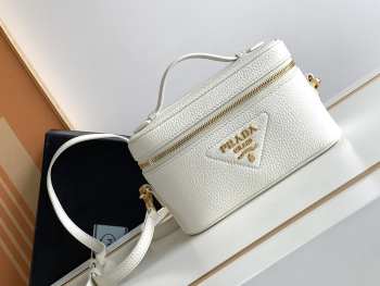 Prada leather mini bag white 18x11.5x7.5cm