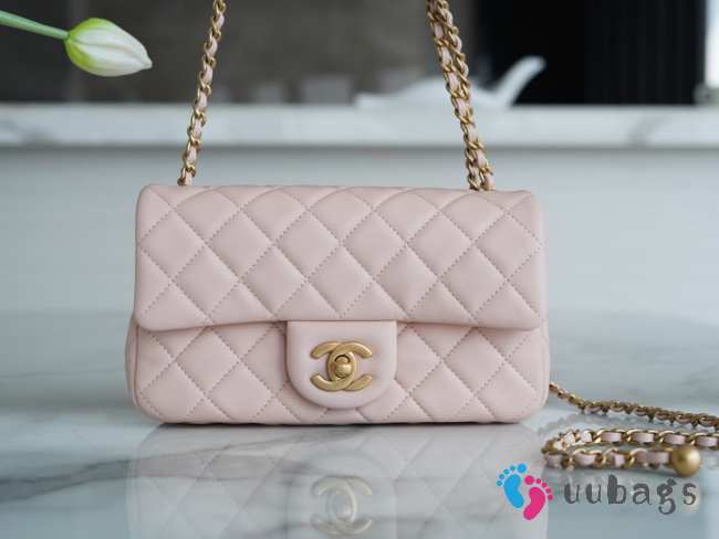 Chanel mini flap bag in pink pastel 13x20x7cm - 1