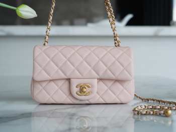 Chanel mini flap bag in pink pastel 13x20x7cm