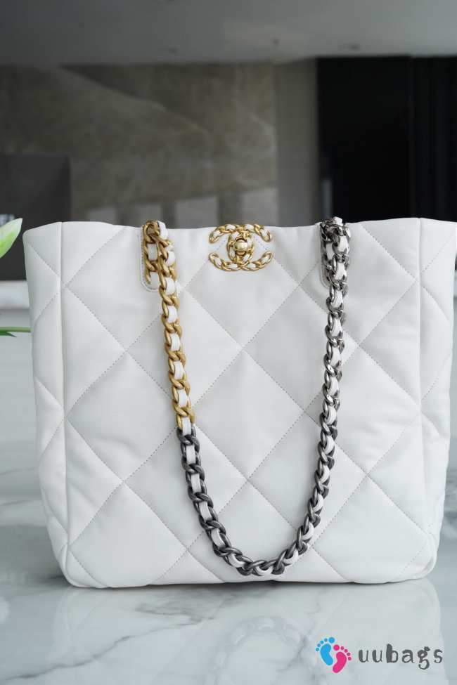 Chanel Shopping Bag 19 With Gold Buckle In White 30x37x10cm - 1