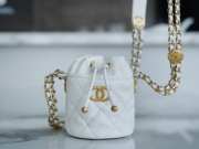 Chanel 22A MIni Nano With Gold Hardware In White 9x11x8.8cm - 6