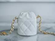 Chanel 22A MIni Nano With Gold Hardware In White 9x11x8.8cm - 2