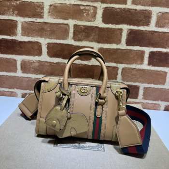 Exquisite Gucci light brown mini top handle bag 22x15x11cm