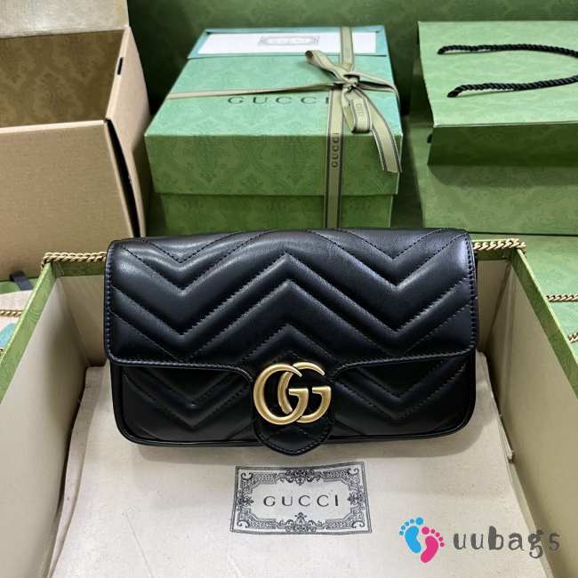 Gucci Marmont Small Handbag In Black 21x12x5cm - 1