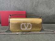 Valentino Garavani Miniloc In Gold 27x13x6cm - 1