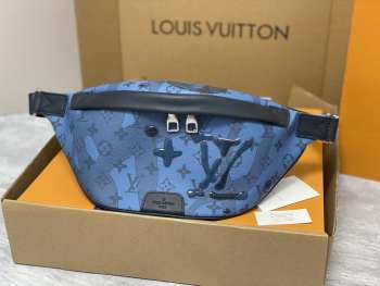 Louis Vuitton M22576 Discovery Belt Bag In Blue 44x15x9cm