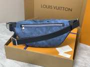 Louis Vuitton M22576 Discovery Belt Bag In Blue 44x15x9cm - 6