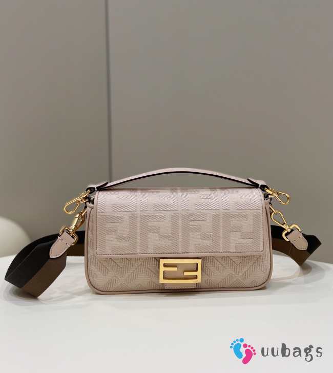 Fendi Baguette Beige 0159A 27×6×14cm - 1