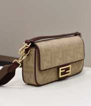 Fendi Baguette Caramel 0159A 27×6×14cm - 6